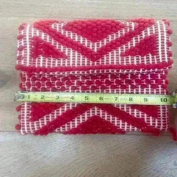 Antonello Red and White Clutch. Comes with red strap. - Picture 8 of 9
